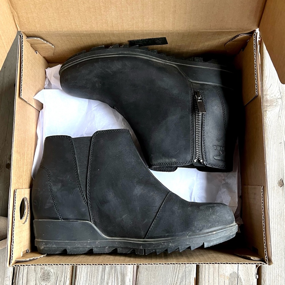 SOREL Evie Zip Leather NEW Black. 9.5 ☀️